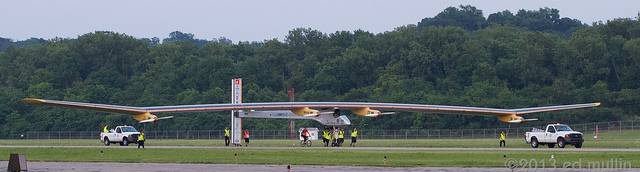 Solar Impulse sur le tarmac de Cincinnati (2013)