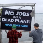 Les agriculteurs de l'océan organisent une « Marche pour le climat par la mer » dans la capitale nationale