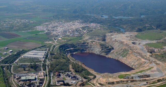 Aznalcóllar ecologistas tribunales reapertura