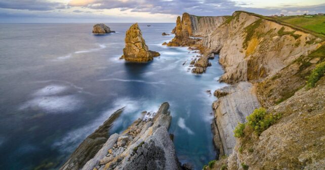 oficial Costa Quebrada forma parte Red Mundial Geoparques Unesco