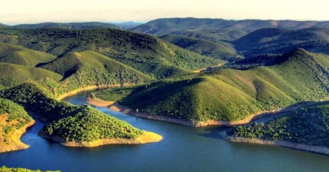 Activistas contra el nuevo PRUG de Monfragüe