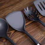 Un simple dîner pourrait vous exposer au même produit chimique cancérigène que la fumée de tabac