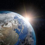 Des scientifiques japonais cherchent à capter la lumière solaire en orbite pour alimenter les villes : « C'est une technologie de pointe qui transforme la science-fiction en sécurité énergétique »