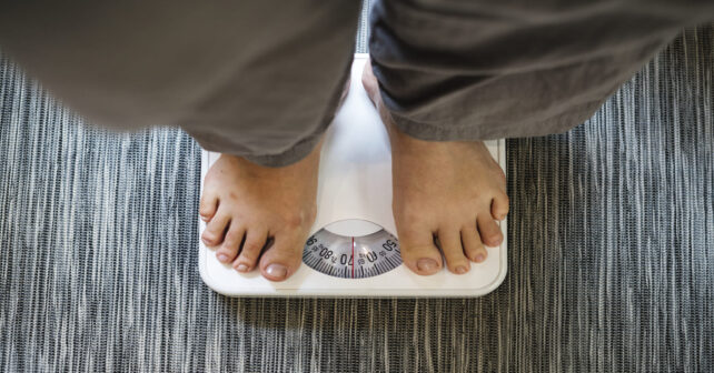 Imagen representativa del Día Mundial de la Obesidad 2026 centrada en hábitos saludables y prevención