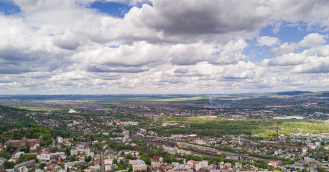 El tiempo hoy 27 de marzo en España sube temperaturas con cielos despejados