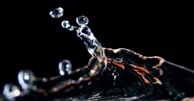 Expertos advierten que la abundancia de agua puede aumentar el consumo