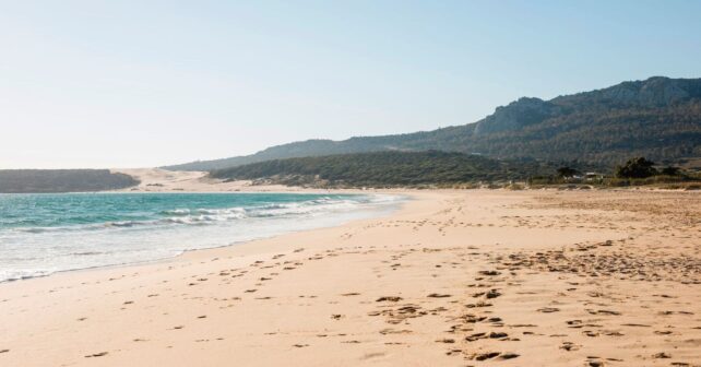 El tiempo hoy 21 de abril en España con calor y tormentas intensas