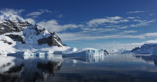 Corriente Circumpolar Antártica, su origen y relevancia climática.