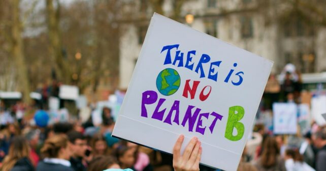 Día de la Tierra 2026 movilización por la restauración de la naturaleza ante el retroceso ambiental