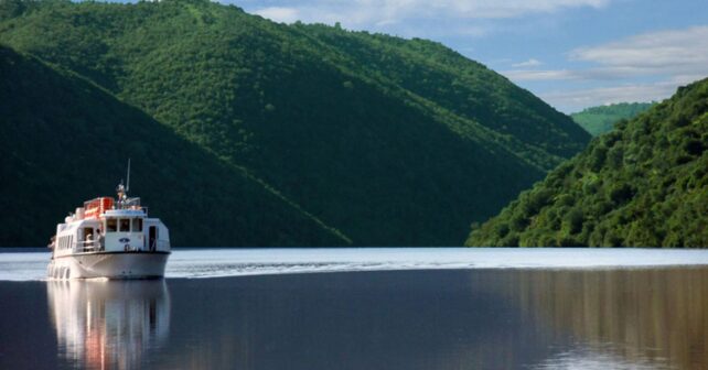 ecoturismo en Tajo Internacional en la Reserva de la Biosfera de Cáceres