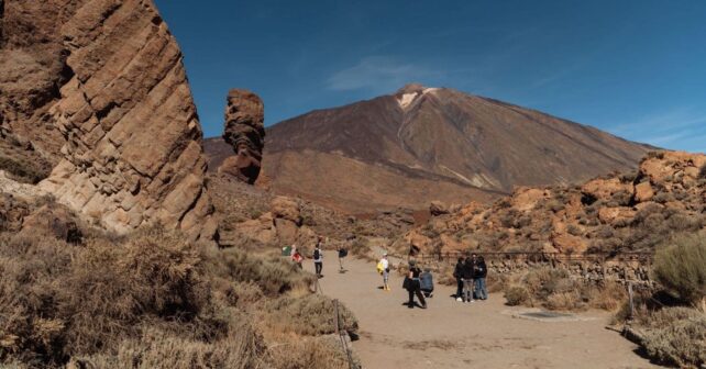 prohibición de fumar en el Teide en una zona protegida del parque nacional