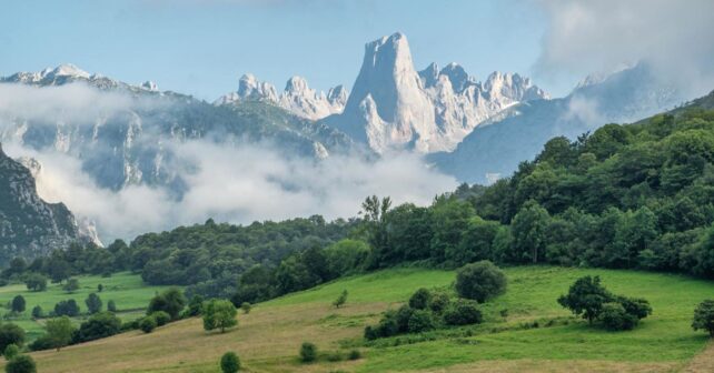 Asturias duplica las ayudas para proteger la biodiversidad y revitalizar el mundo rural en reservas de la biosfera y parques naturales