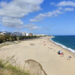 Les plages espagnoles perdront jusqu'à 80 mètres de sable avant 2100 à cause de l'érosion et de la montée des eaux.