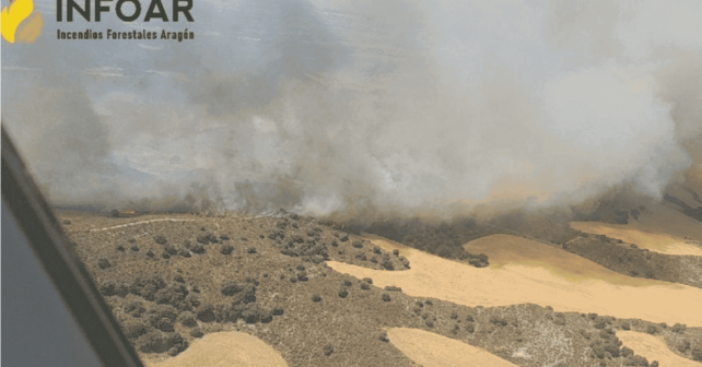 Incendio en Huesca obliga a evacuar vecinos