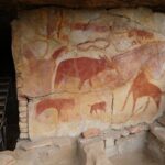 Des peintures rupestres vieilles de 15 000 ans découvertes derrière un mur dans une grotte de lʼArdèche
