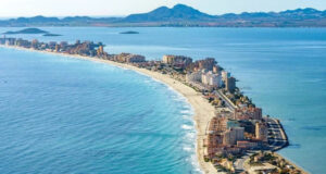 Mar Menor estable: los científicos confirman que la laguna mantiene su equilibrio ambiental
