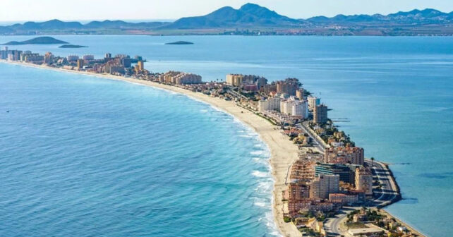 Mar Menor estable: los científicos confirman que la laguna mantiene su equilibrio ambiental