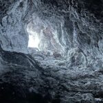 Il y a 5 ans, le volcan La Palma crachait des tonnes de lave, aujourd'hui les scientifiques découvrent qu'il a créé un monde souterrain avec des micro-organismes capables de survivre là où rien d'autre ne peut survivre.