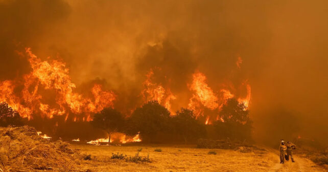 El riesgo extremo de incendios hoy en España coincide con temperaturas de hasta 44 grados