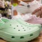 Les experts en nuisibles préviennent que les blattes sont de plus en plus résistantes aux insecticides et préviennent que l'espèce évolue pour combattre les humains.
