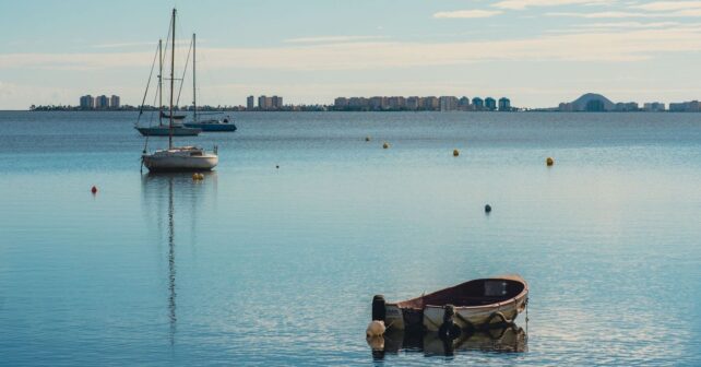 MITECO impulsa un sistema independiente para evaluar la recuperación del Mar Menor