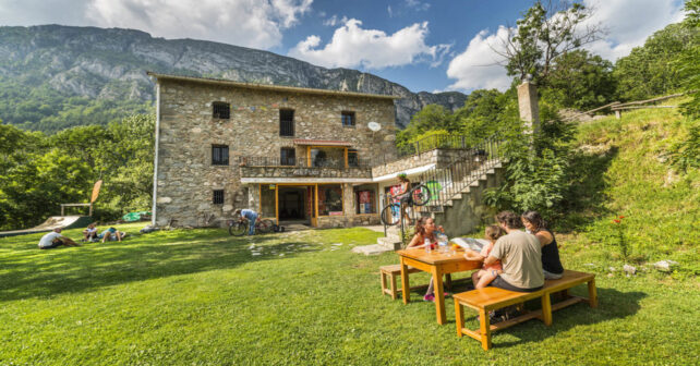 turismo rural en España con bicicletas eléctricas y aplicaciones móviles