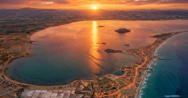 Vista panorámica de la laguna para ilustrar el estado del Mar Menor