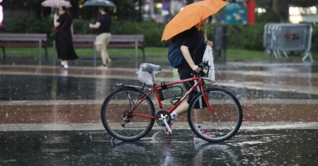 El tiempo hoy jueves 1 de octubre en España se mantienen las lluvias, que serán intensas en el litoral valenciano